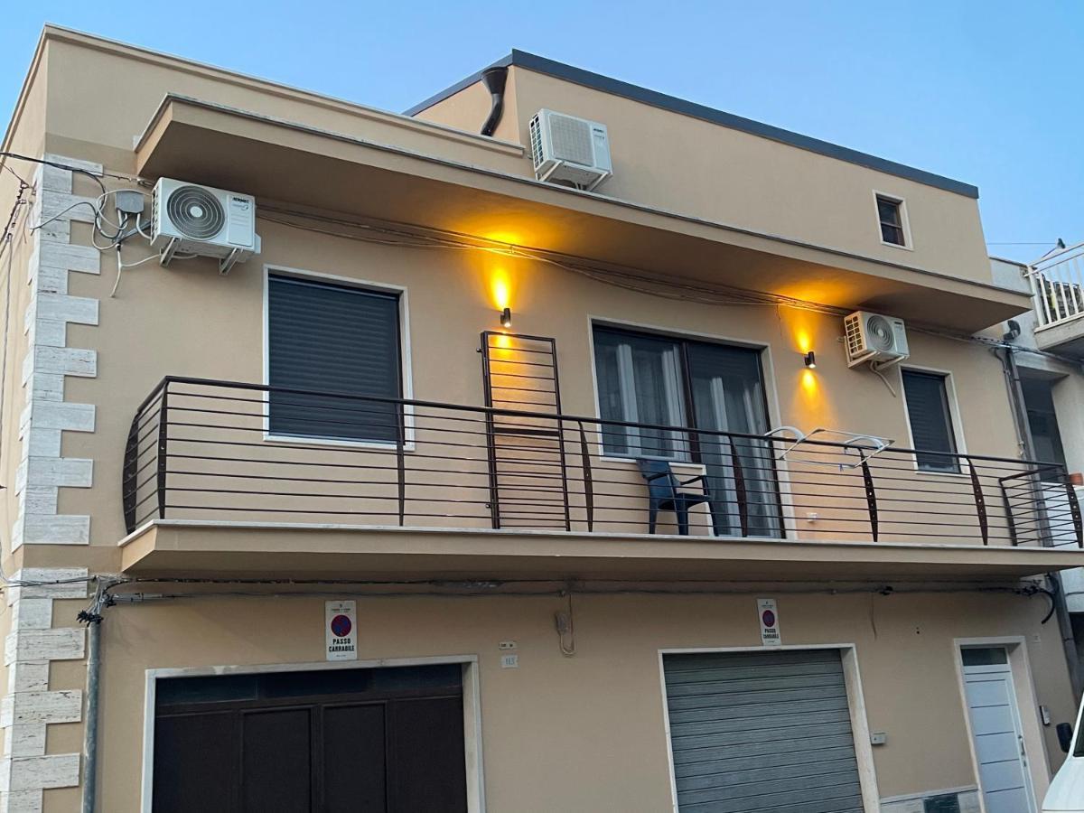A Casa Di Nene Beb Bed & Breakfast Lesina Exterior photo